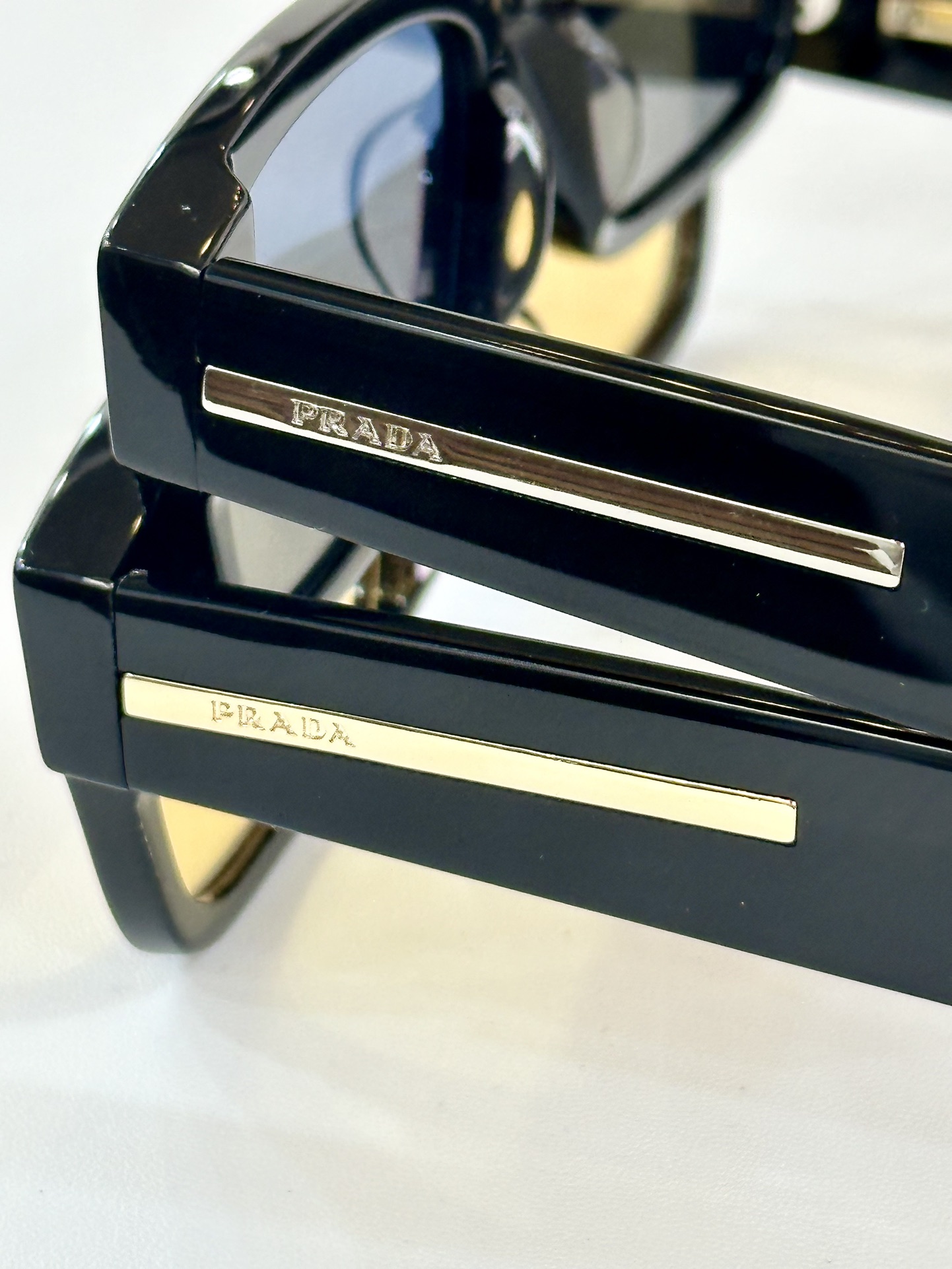  PRADA
MOD：PRA03S
Size：56口19 145
