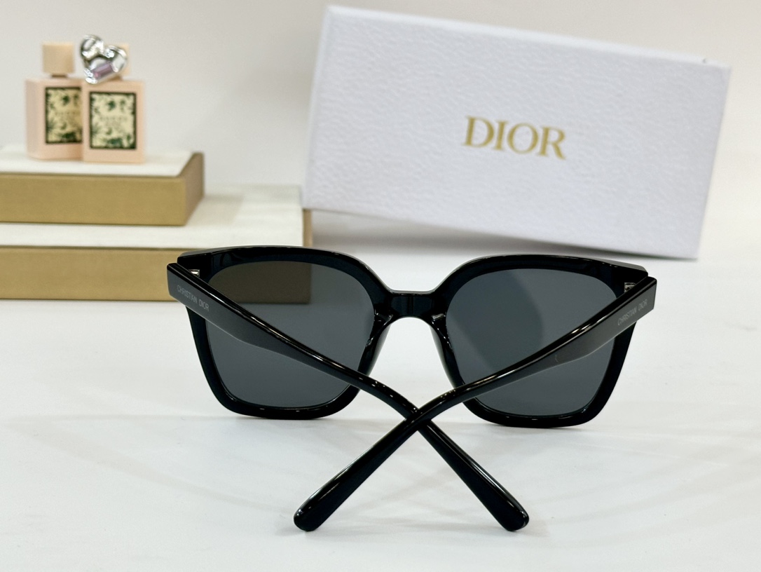  DIOR
MOD：CD0254S
Size：53口21-145
