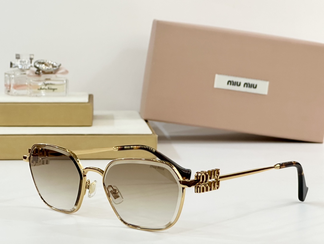  MIU MIU
MOD：MU55ZS
Size：60口18 145
