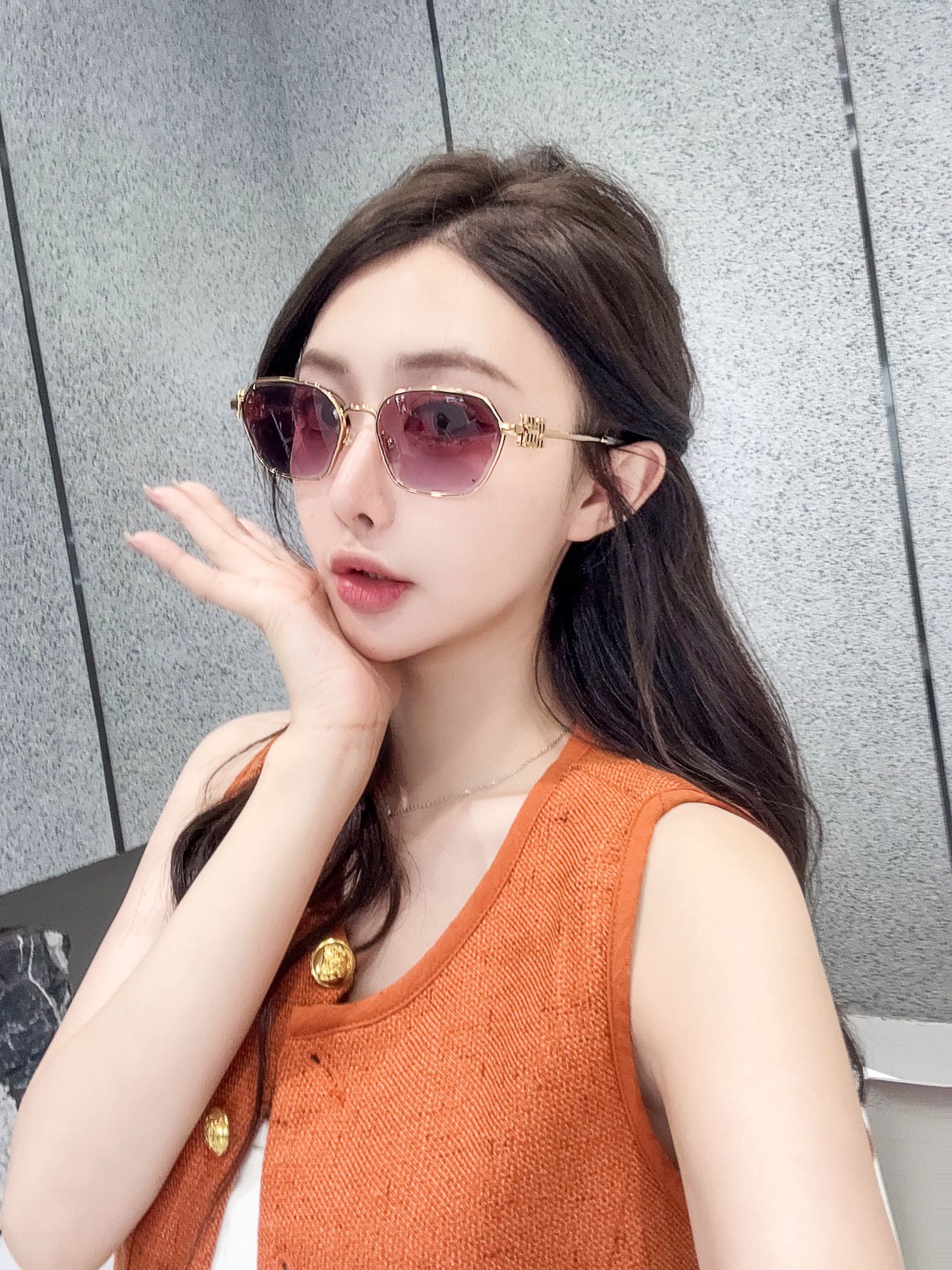  MIU MIU
MOD：MU55ZS
Size：60口18 145
