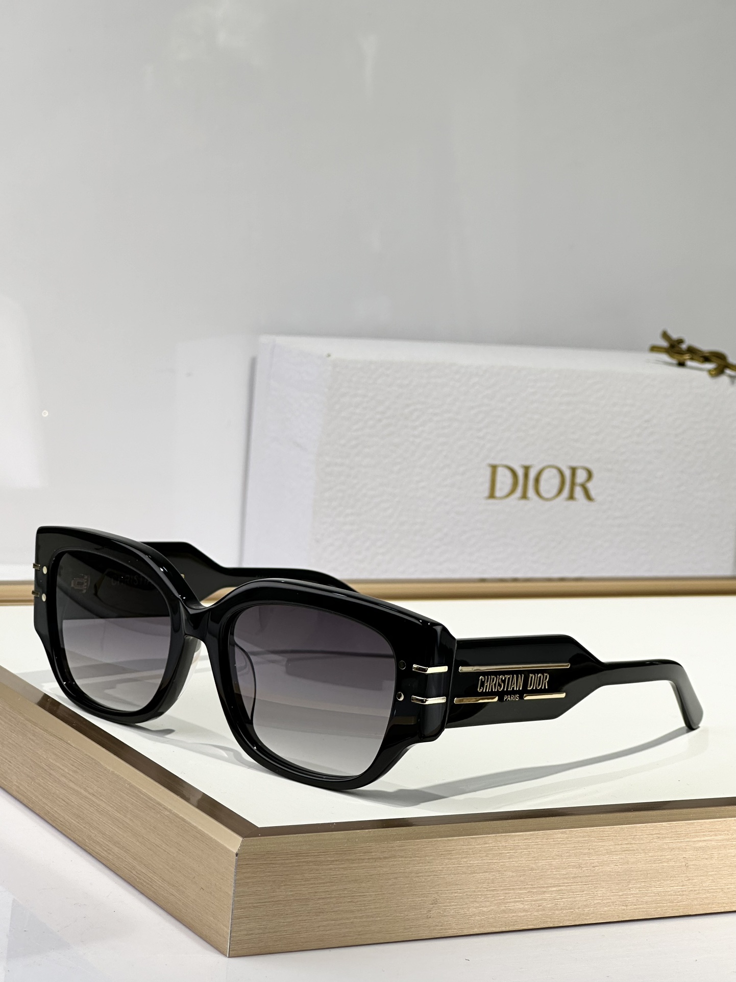  DIOR
MODSignature S13F 
Size55口18-140
