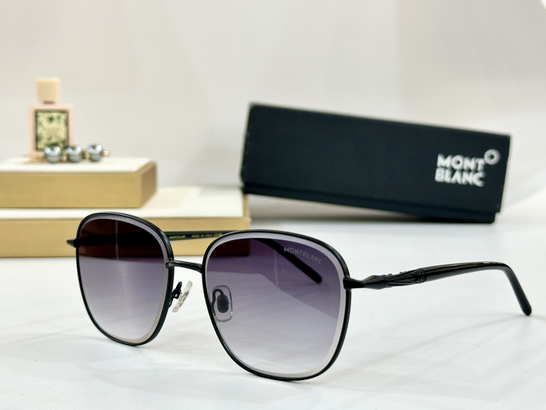  MONT BLANC
M OD：MB0707S
Size：58口17 145
