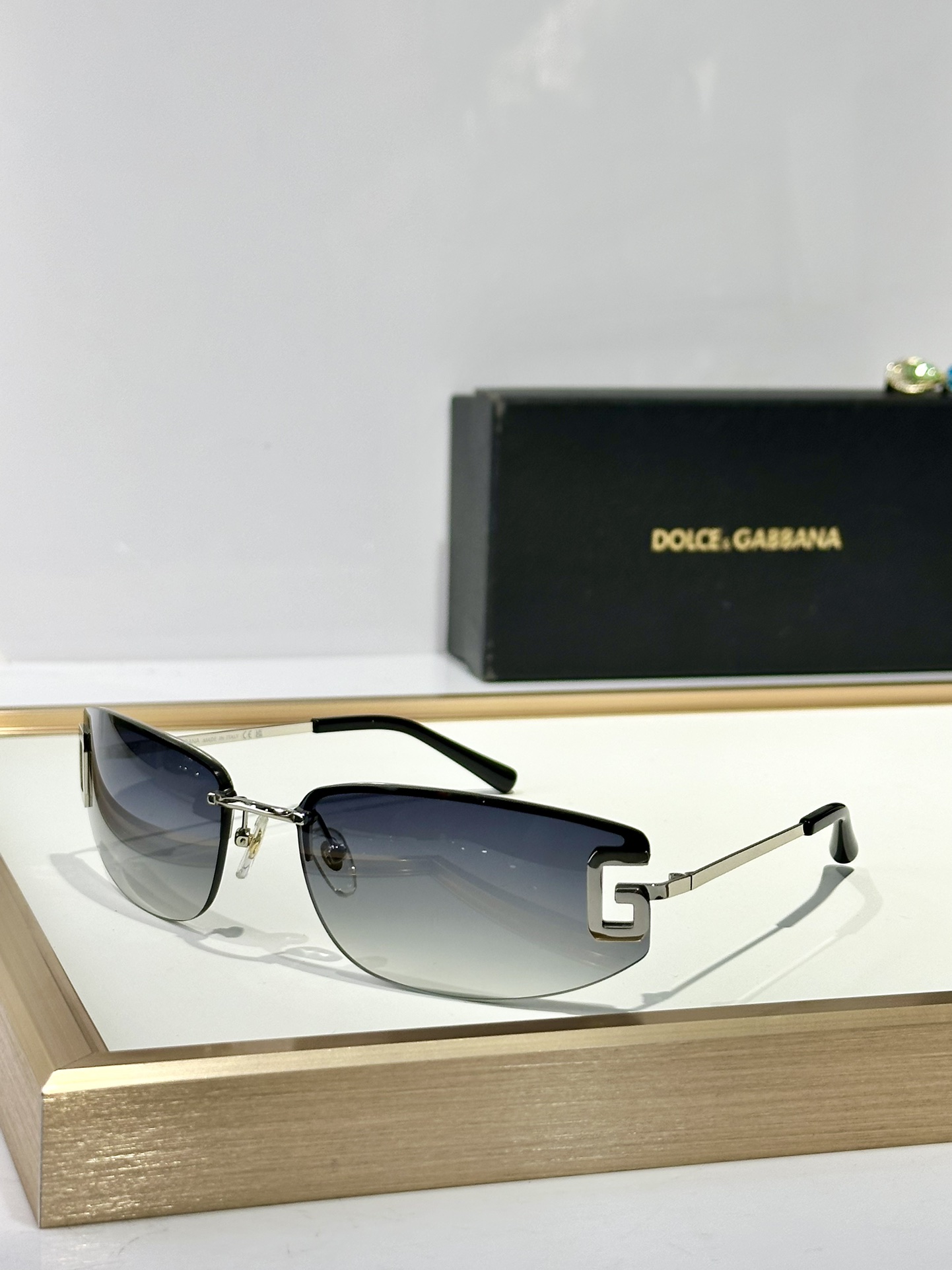  DOLCE&GABBANA
MODELDG468S
SIZE：69口15-120
