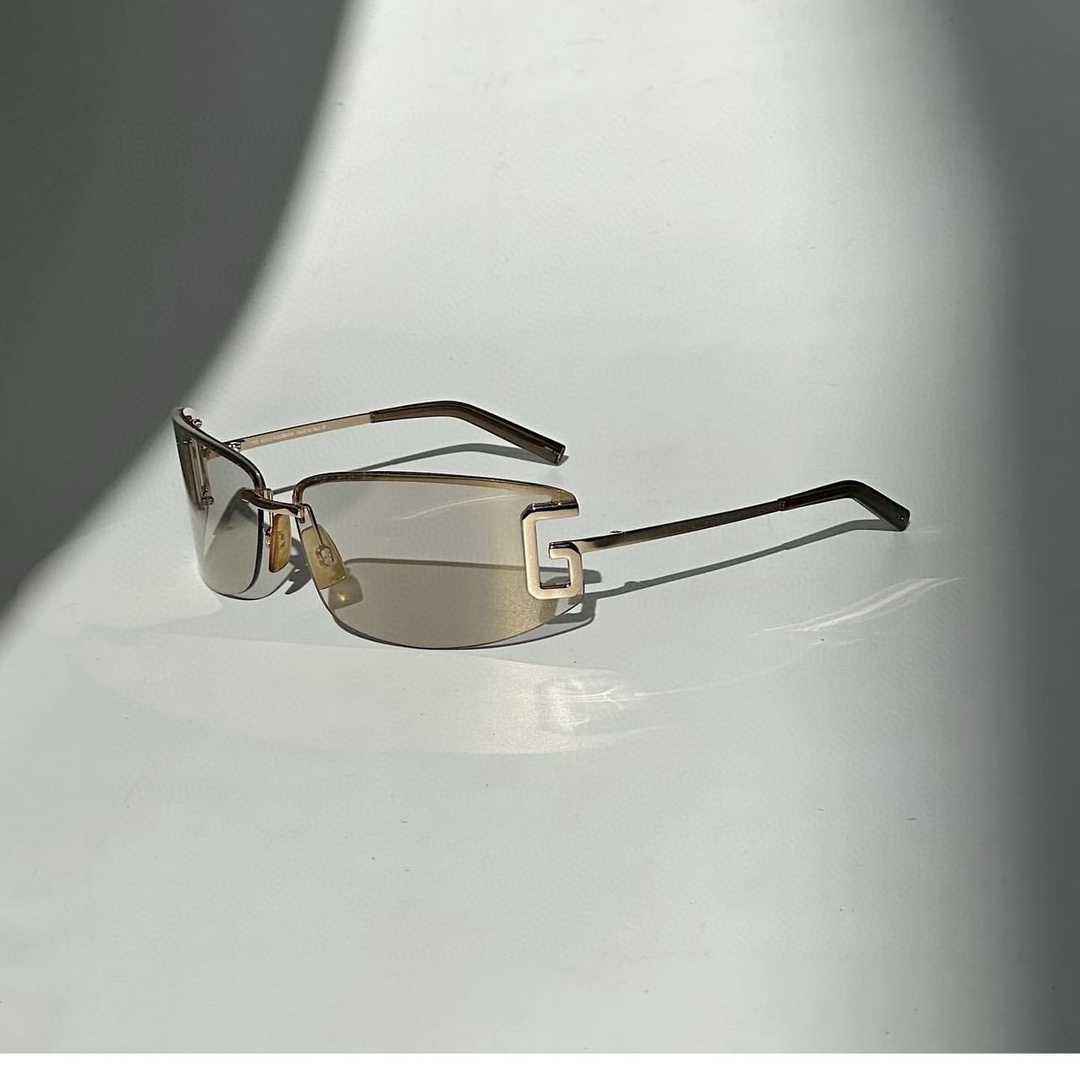  DOLCE&GABBANA
MODELDG468S
SIZE：69口15-120

