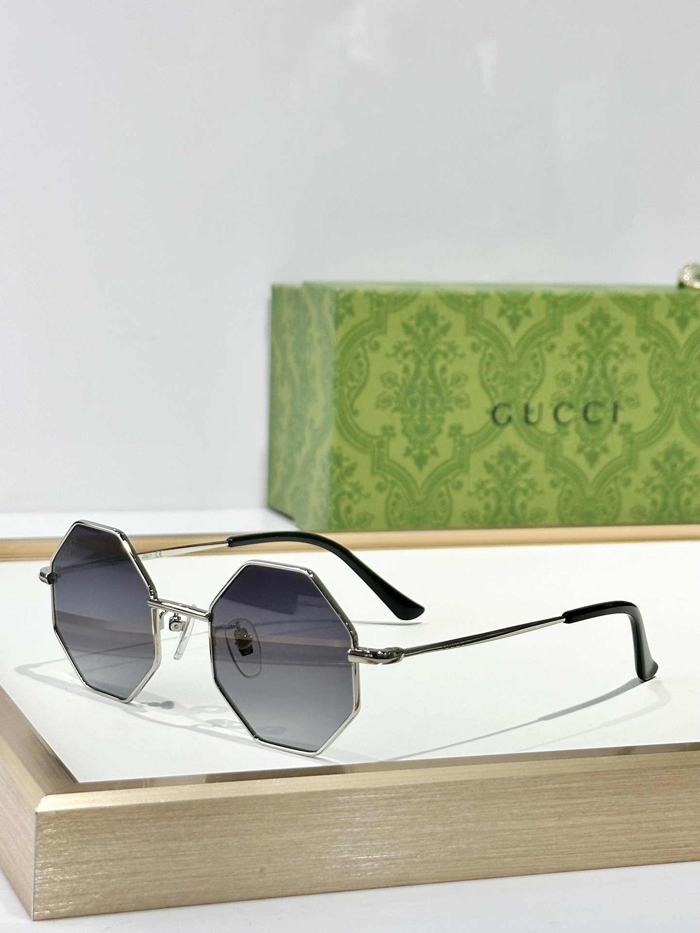  GUCCI
MODEL：GG1814S
SIZE：43口23-140
