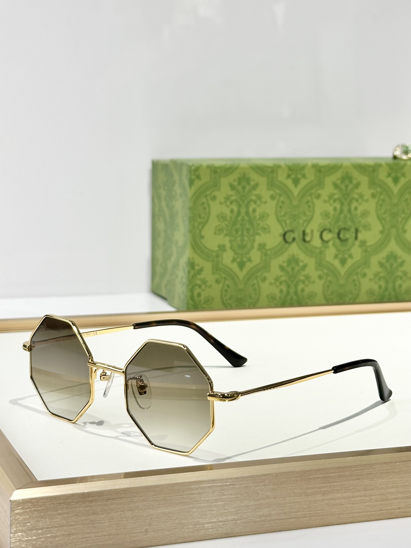 GUCCI
MODEL：GG1814S
SIZE：43口23-140
