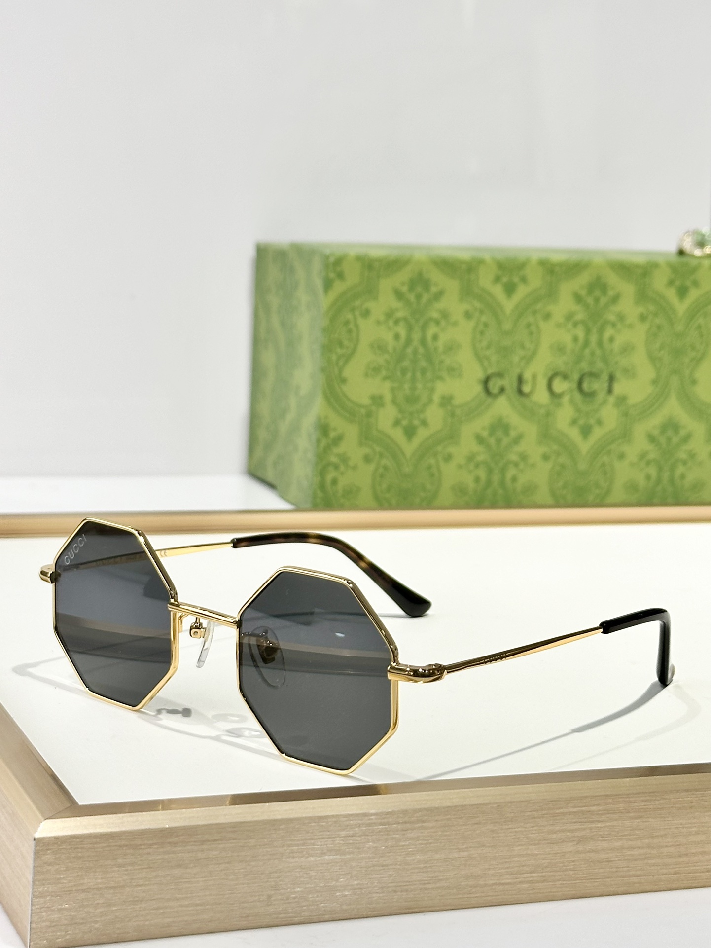 GUCCI
MODEL：GG1814S
SIZE：43口23-140
