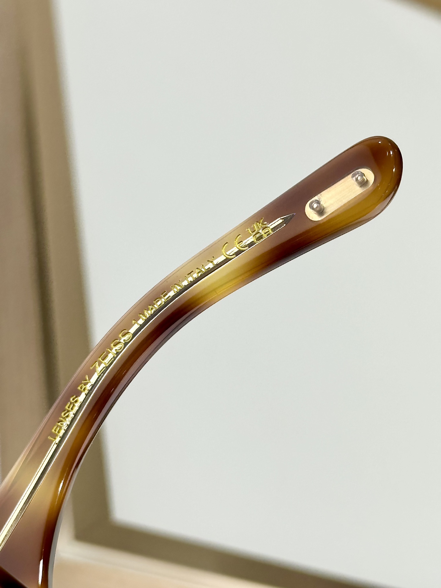  TOMFORD
MOD：FT1202
Size：56口19 140
