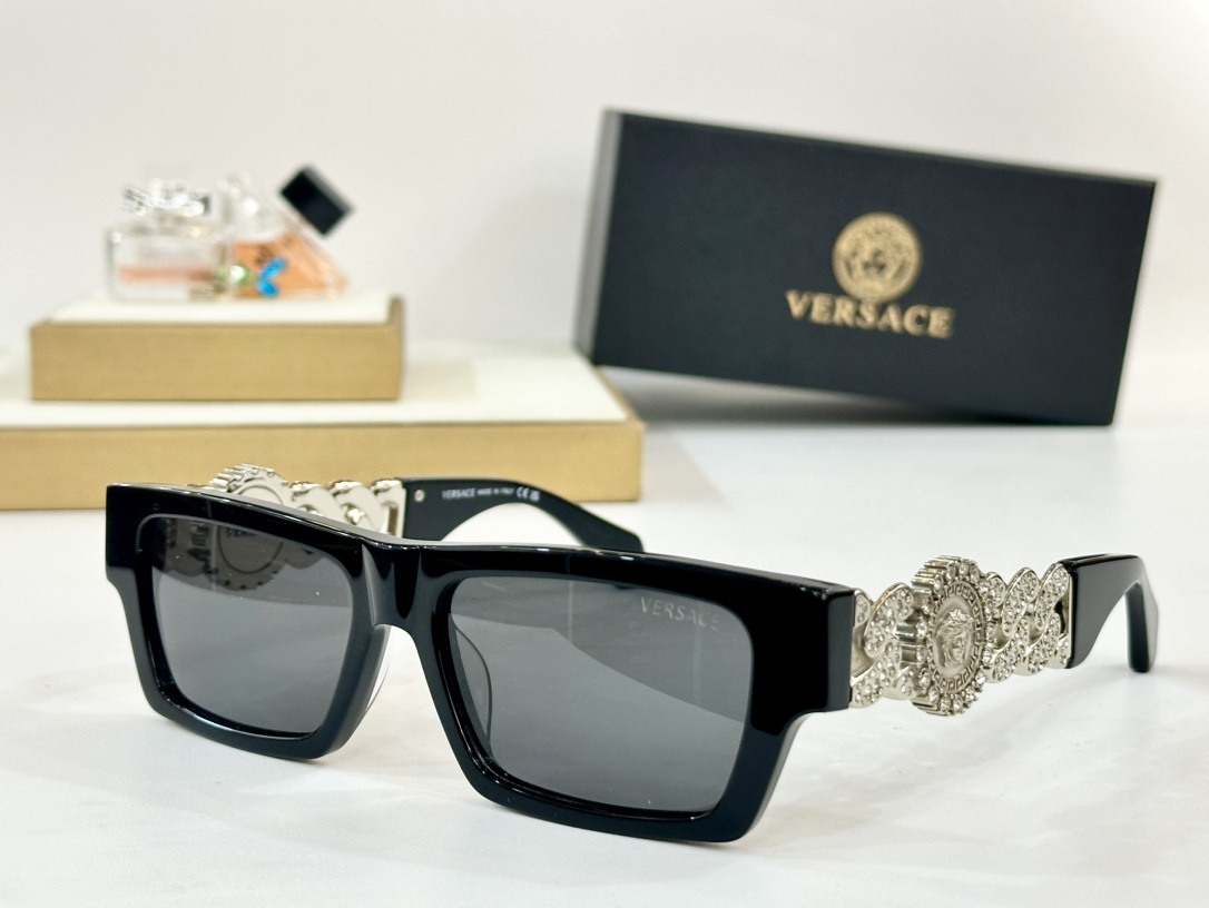  VERSACE
MOD：VE4484BU
Size：54口16 140
