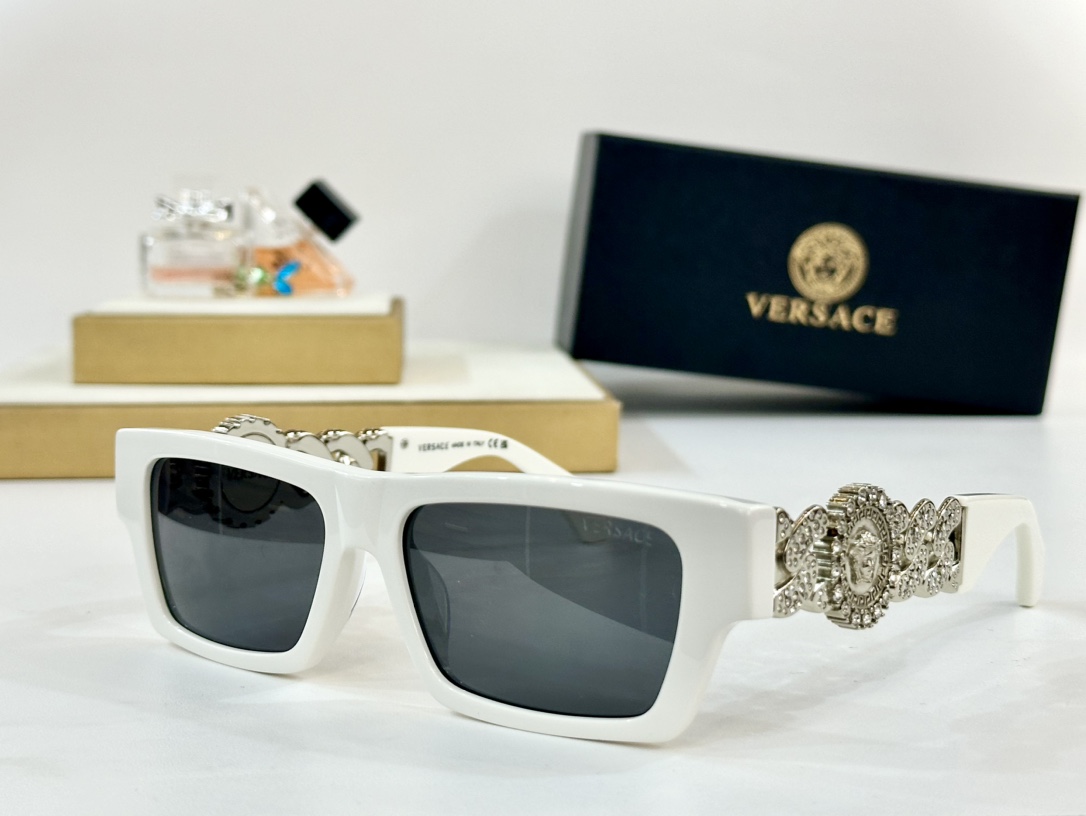  VERSACE
MOD：VE4484BU
Size：54口16 140
