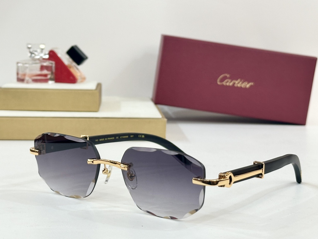  Cartier
MOD：CT0606S
Size：59口17 142
