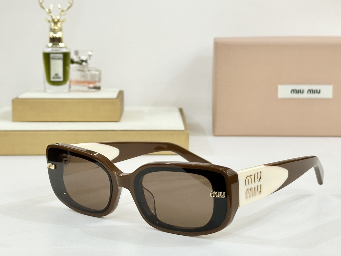  MIU MIU
MOD：MU15KS
Size：50口23 145
