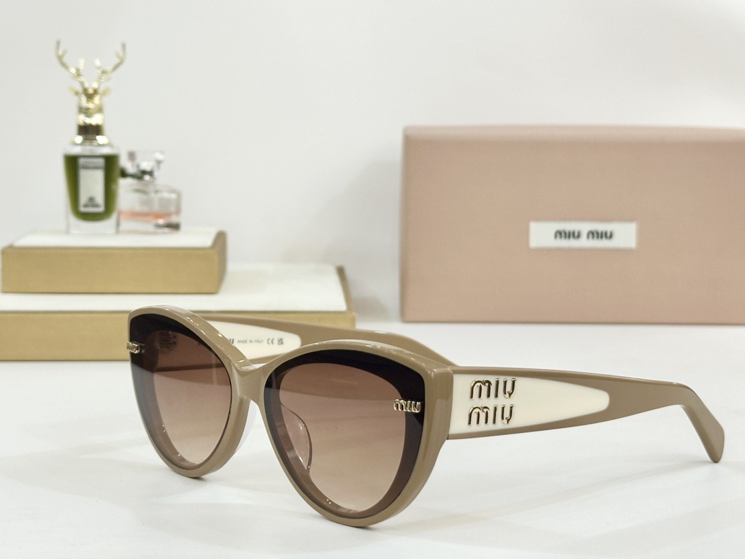  MIU MIU
MOD：MU08KS
Size：62口16 145
