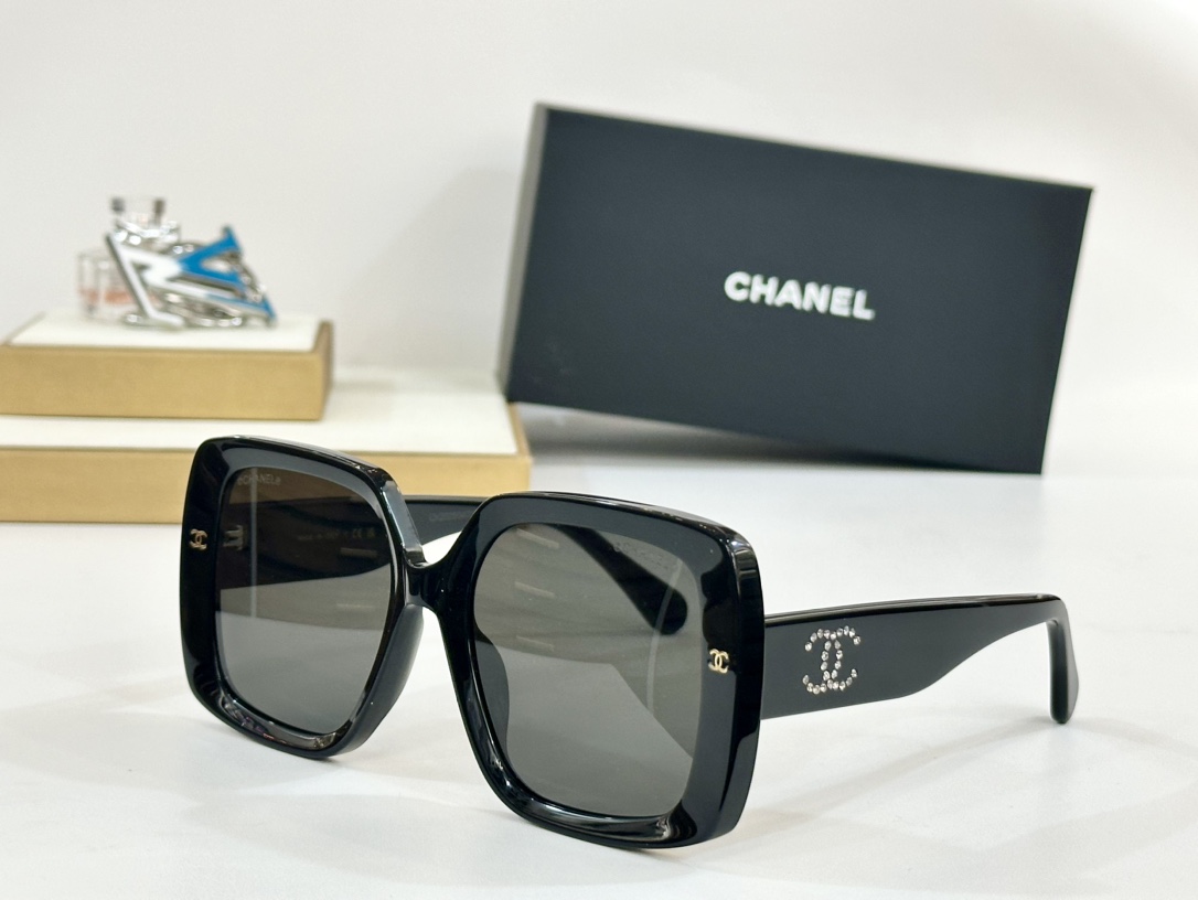  CHANEL
MOD：9165B
Size：55口20 140
