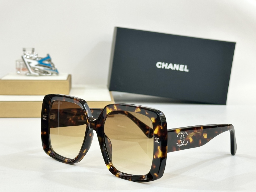  CHANEL
MOD：9165B
Size：55口20 140
