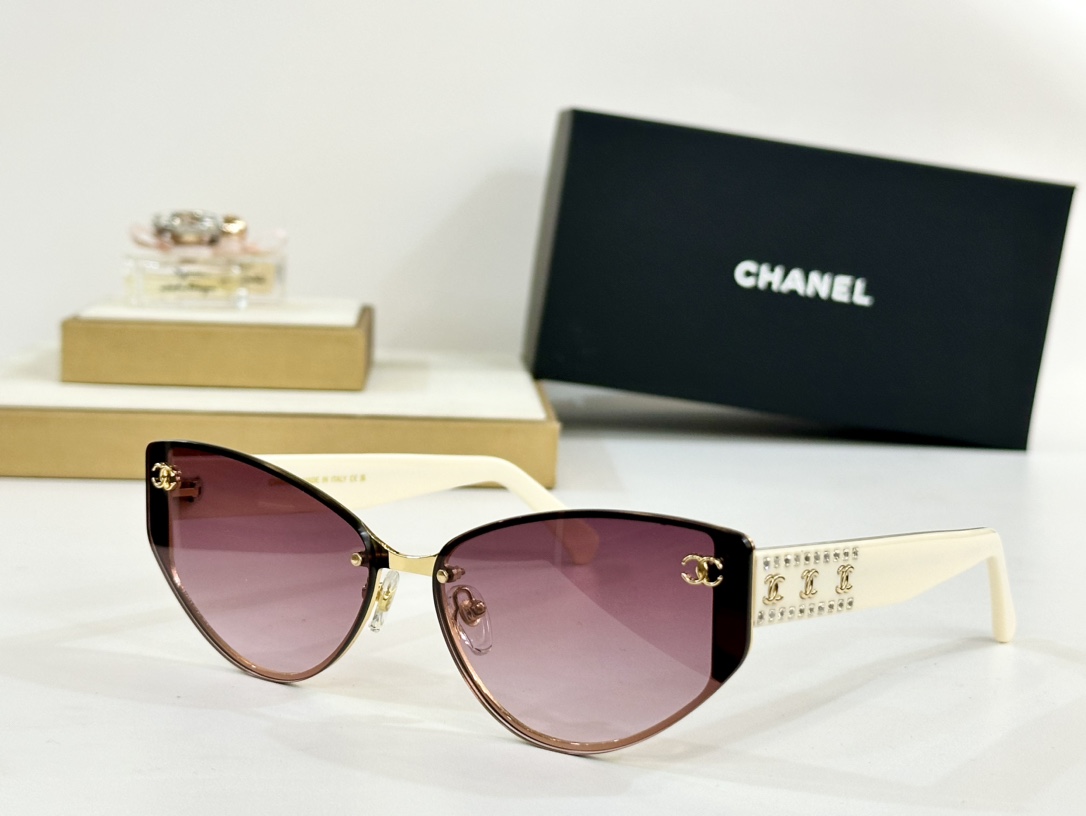  CHANEL
MOD：CH8053
Size：66口16-145
