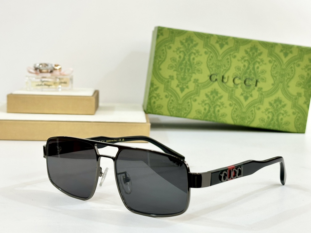  GUCC*
MODEL：GG1406
SIZE：55口17-145
