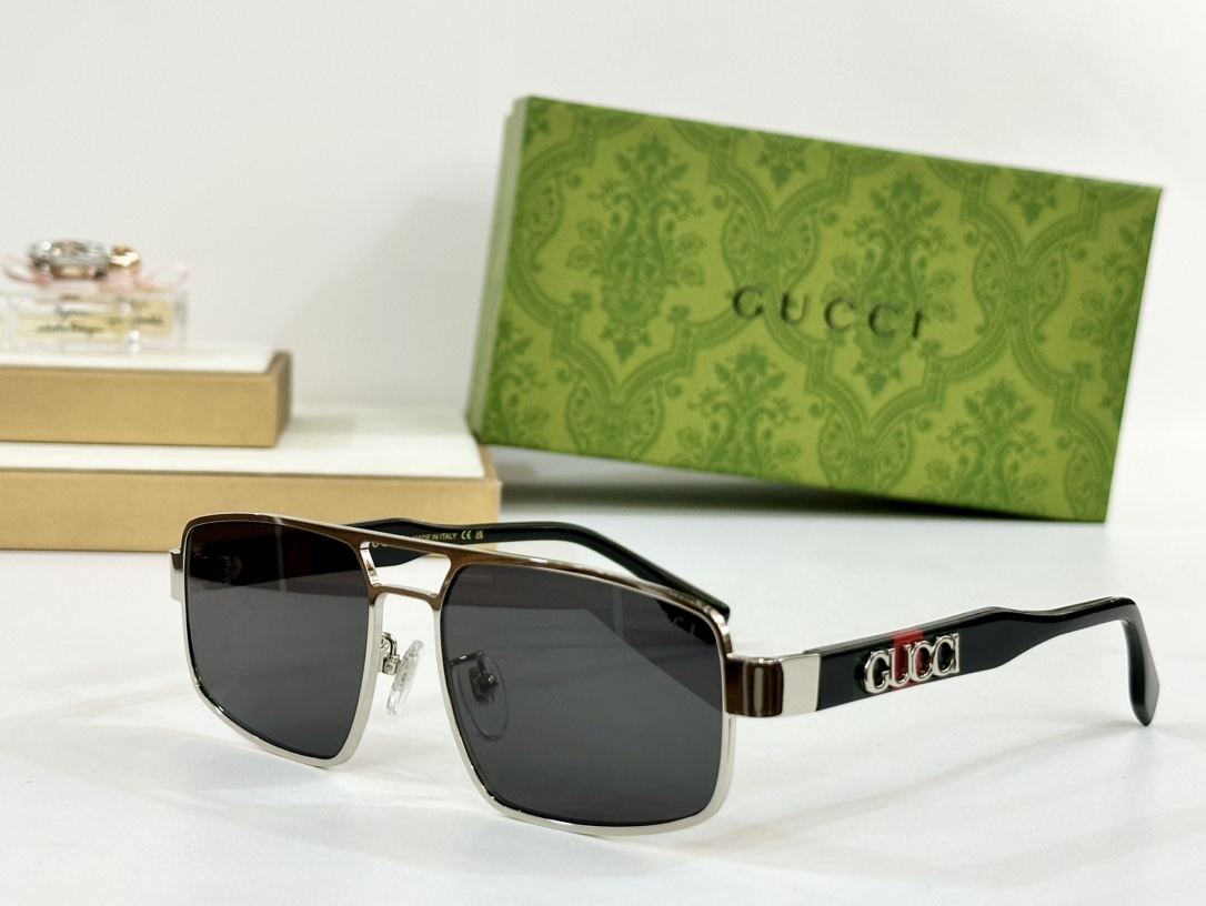  GUCC*
MODEL：GG1406
SIZE：55口17-145
