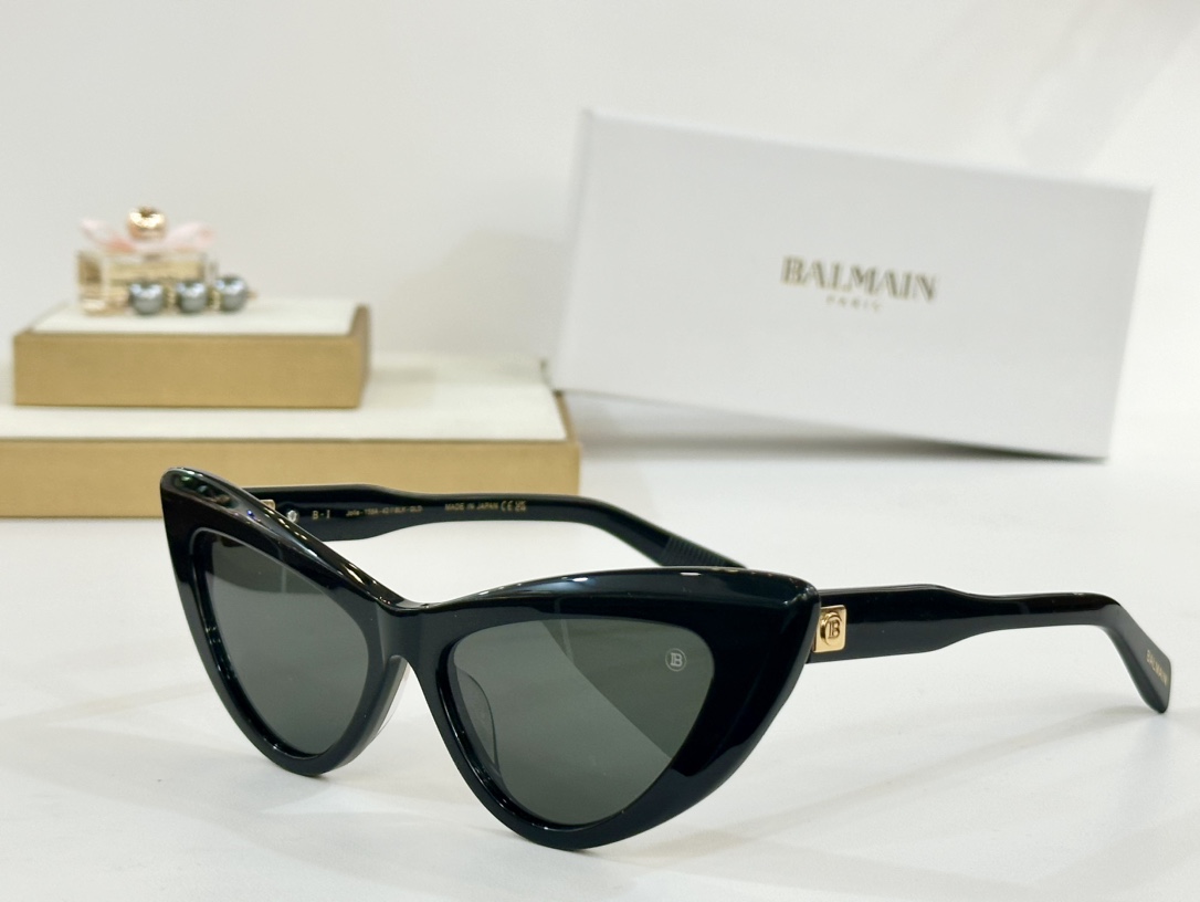  BALMAIN
MOD：jolie-159A-42
Size：55口16 145

