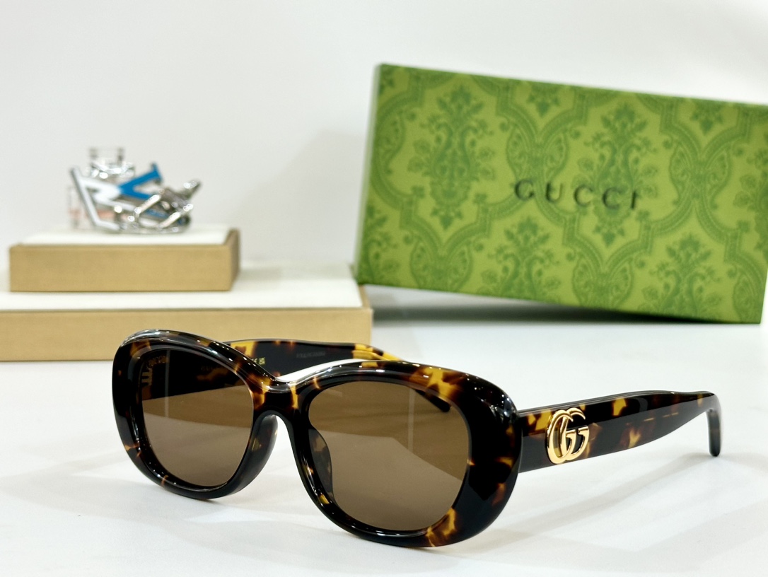  GUCCI
MOD：GG1829SK
Size：53口17 145
