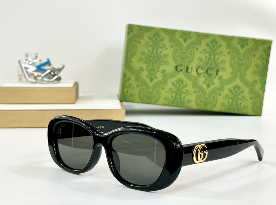  GUCCI
MOD：GG1829SK
Size：53口17 145
