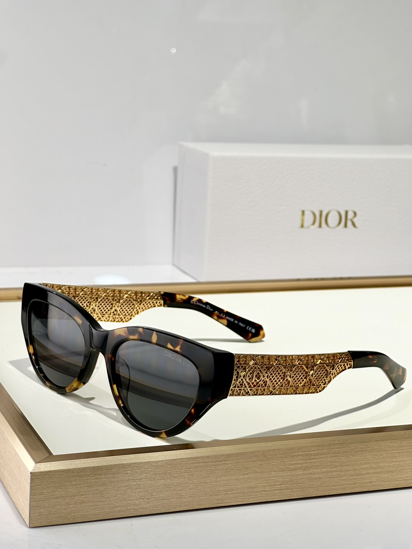  DIO*
MOD：DioResille B1I
Size：55口21 140
