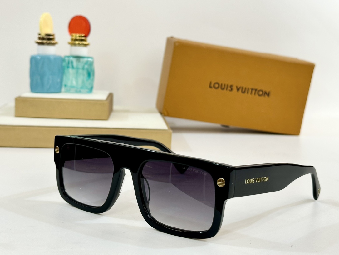  LOUIS VUITTON
MOD：LV Z1955
Size：54口20 145
