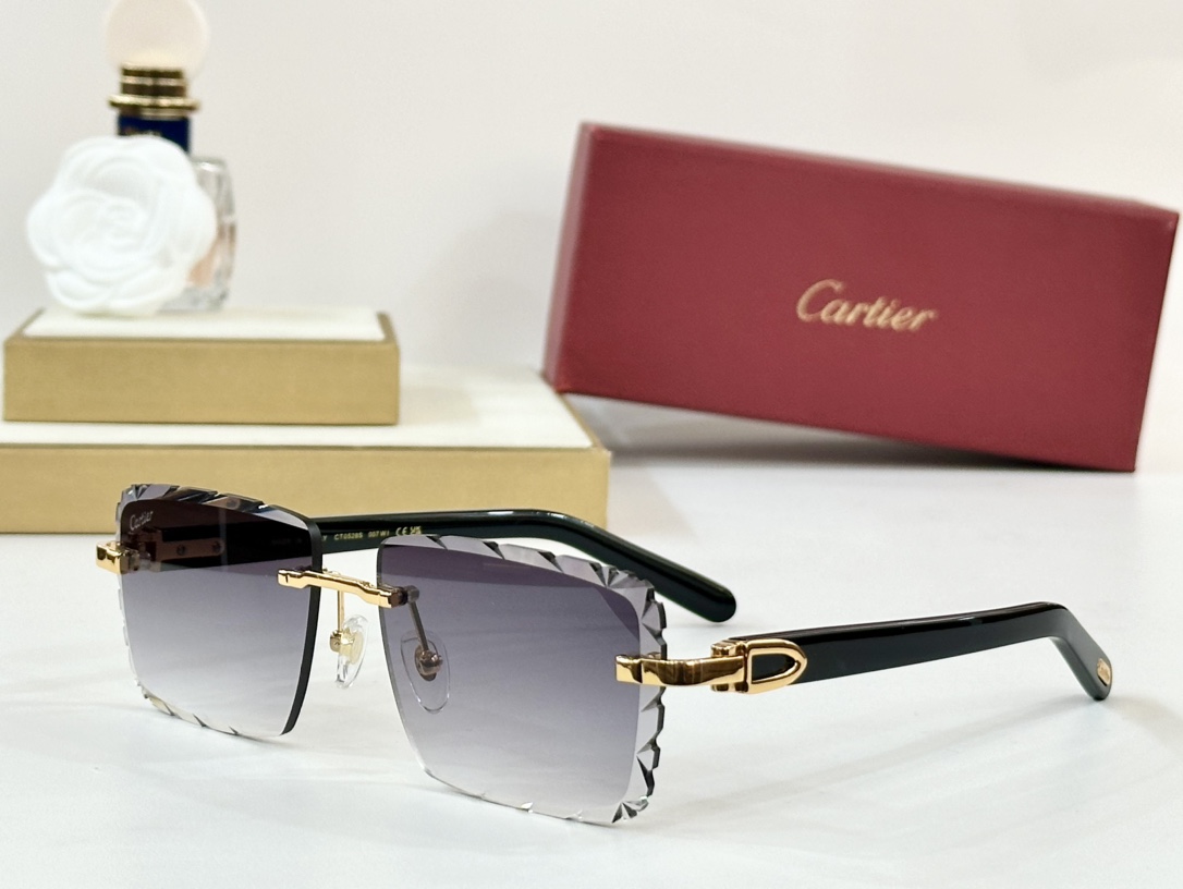  Cartier
MOD：CT0528S
Size：60口16 140

