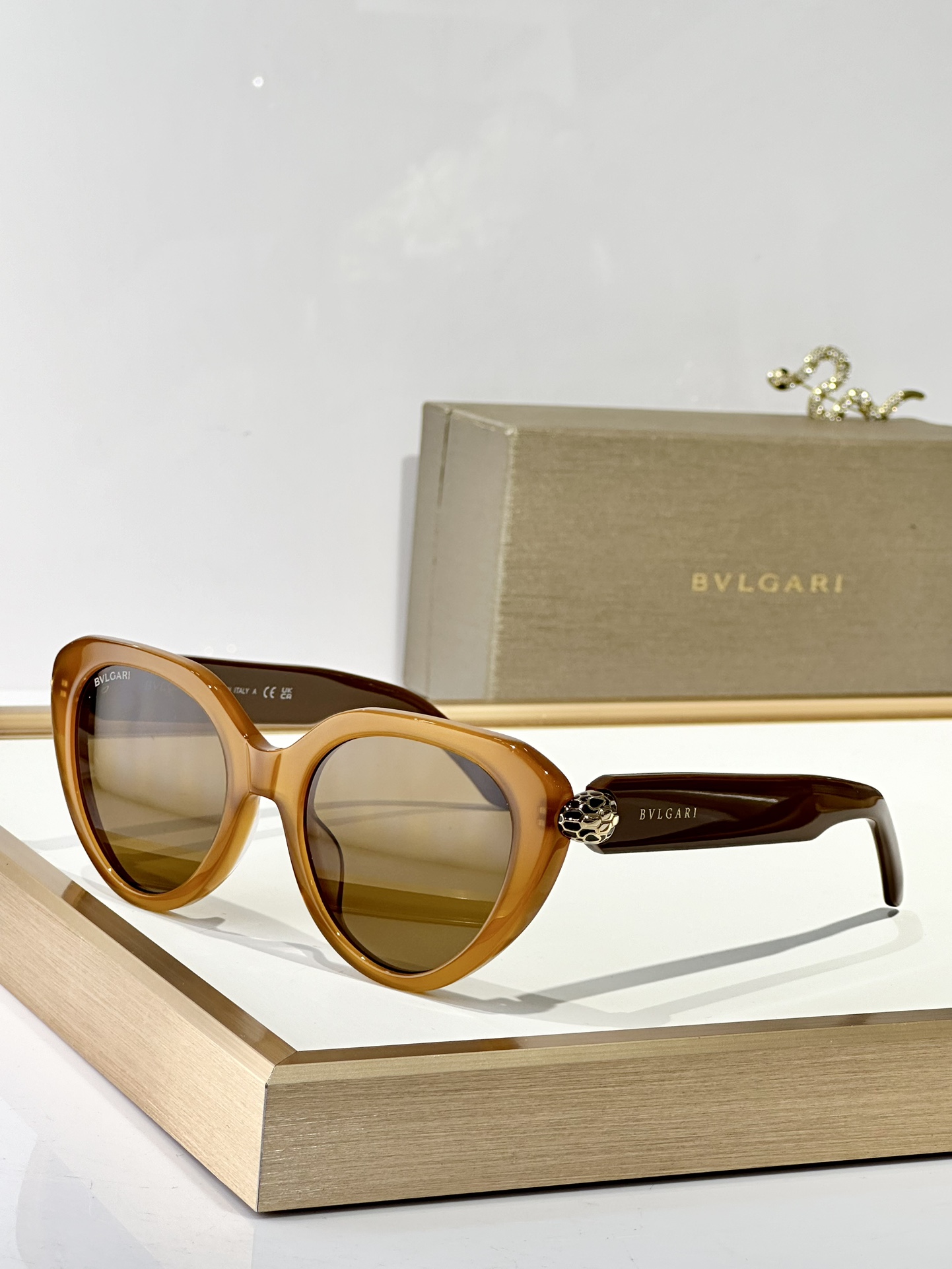 BVLGAR*
MODEL：BV50003I
SIZE：53口21-145
