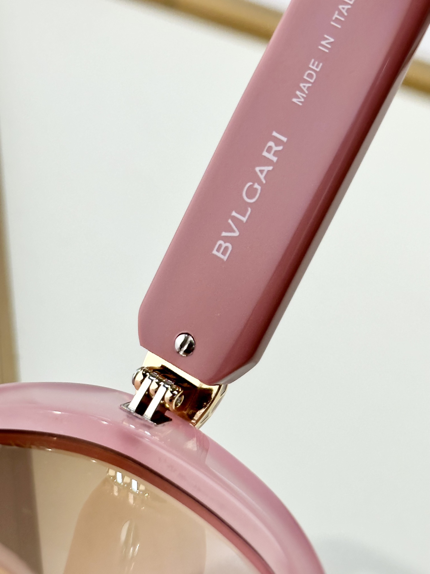  BVLGAR*
MODEL：BV50003I
SIZE：53口21-145
