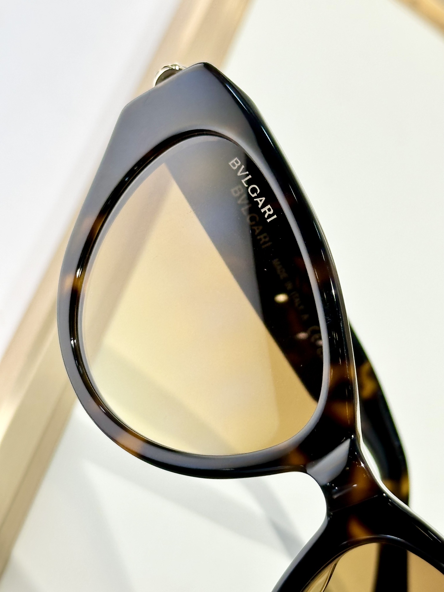  BVLGAR*
MODEL：BV50029I
SIZE：52口17-140
