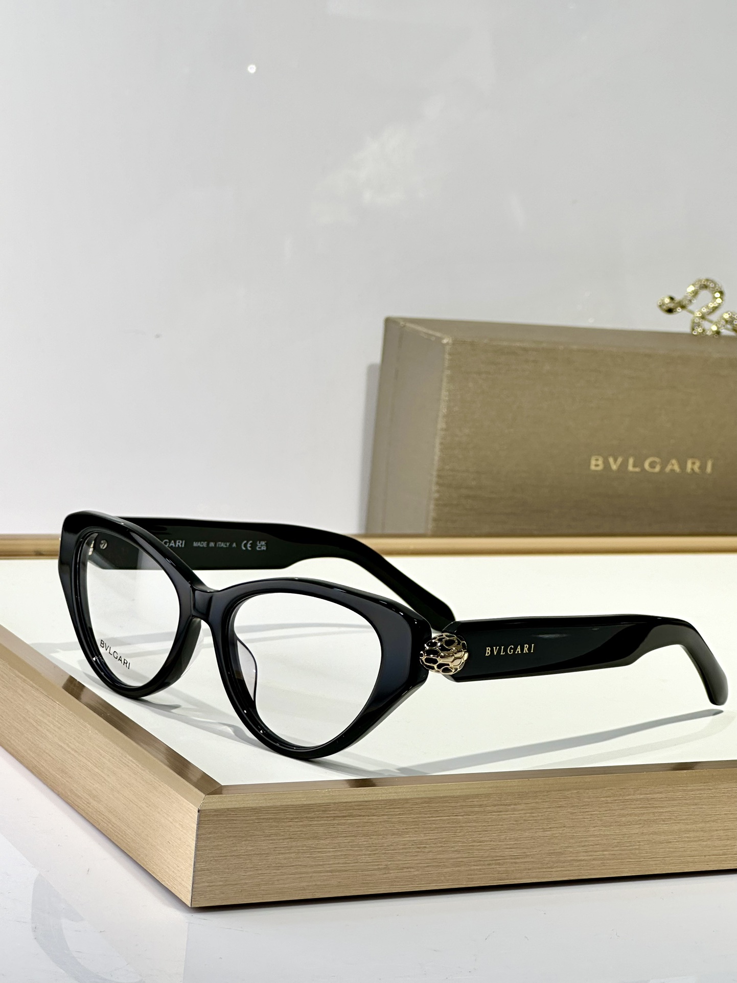  BVLGAR*
MODEL：BV50029I
SIZE：52口17-140

