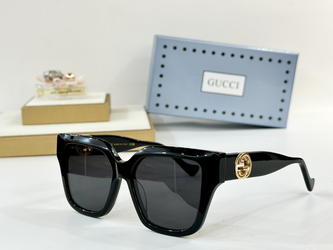  GUCC*
MODEL：GG1023S
SIZE：54口17–145
