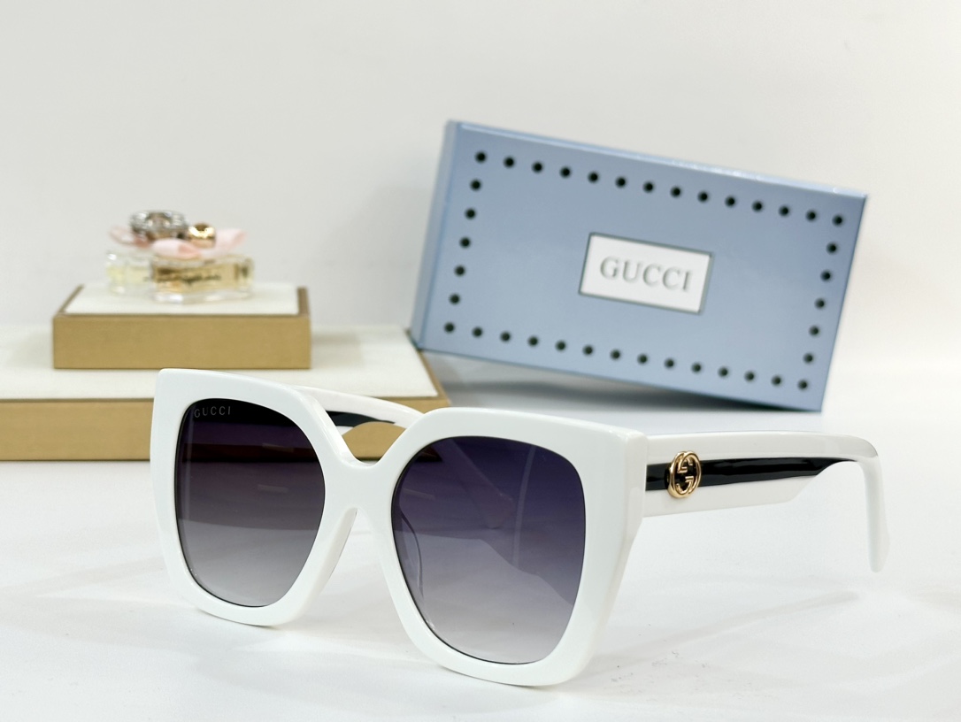  GUCC* 
MOD：GG1300S
SIZE55口19-145
