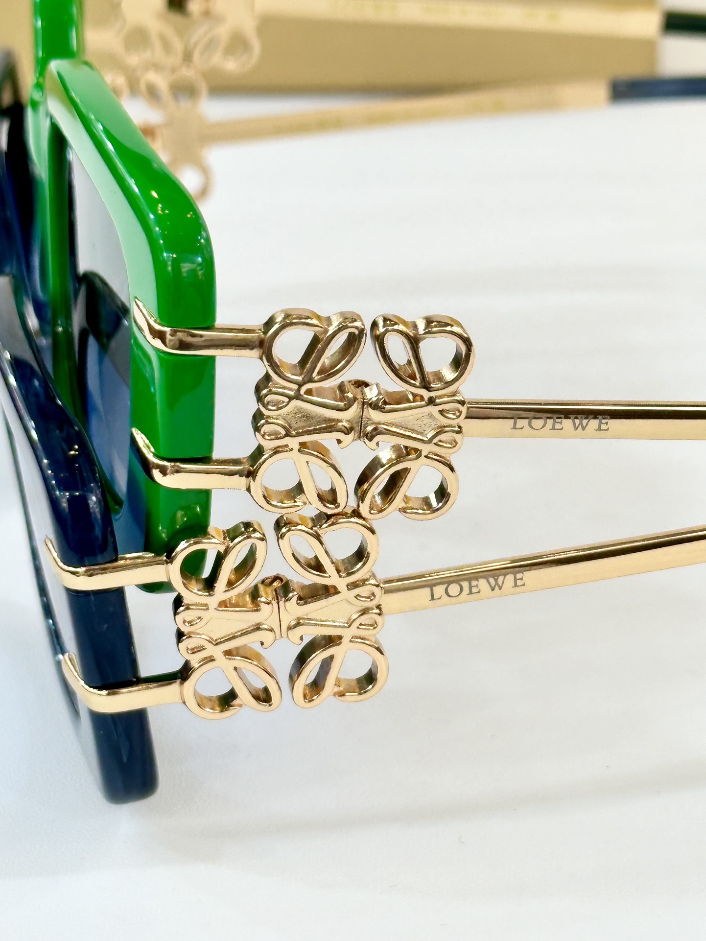 LOEWE
MOD：LW5110S
Size：51口21 135

