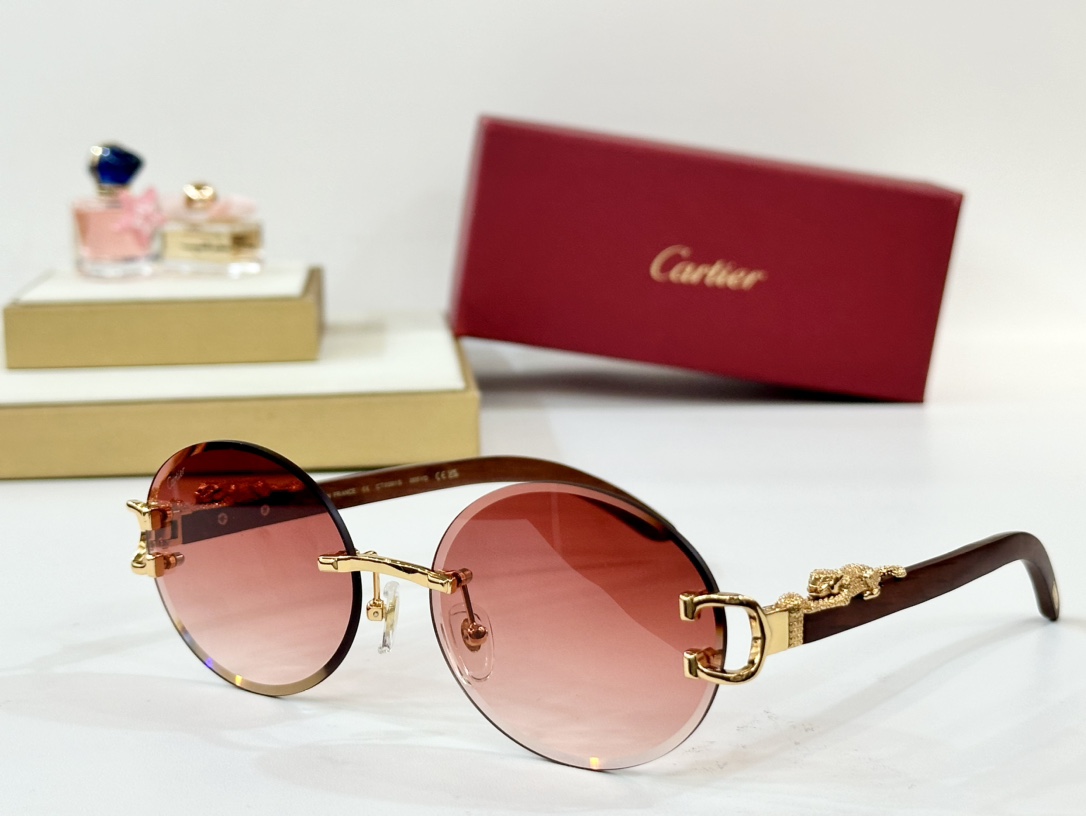  Cartier
MOD：CT0561S
Size：59口17 143
