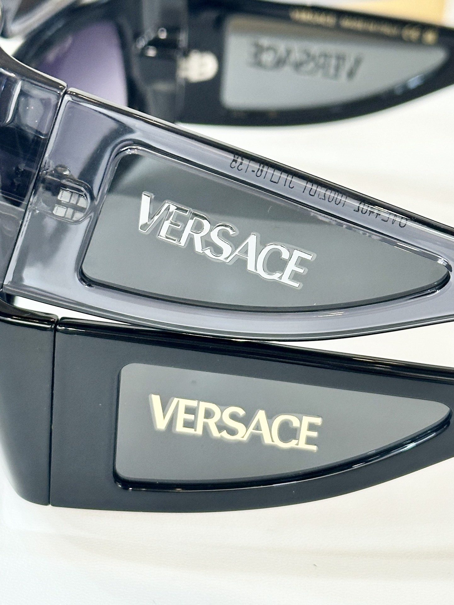  VERSACE
MOD：OVE4482
Size：57口16-135
