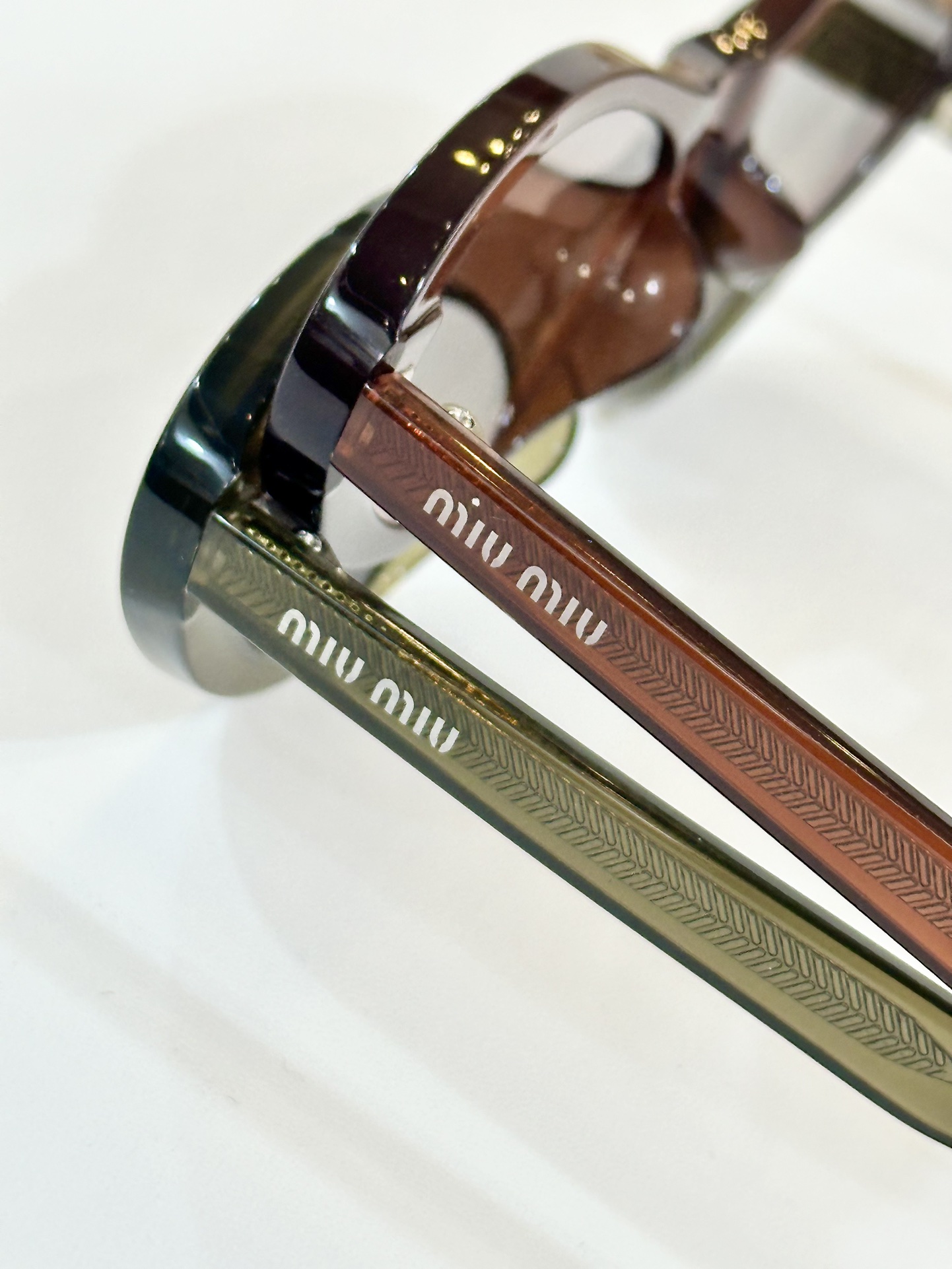  MIU MI*
MODEL SMU 48WS
SIZE：55口17-147
