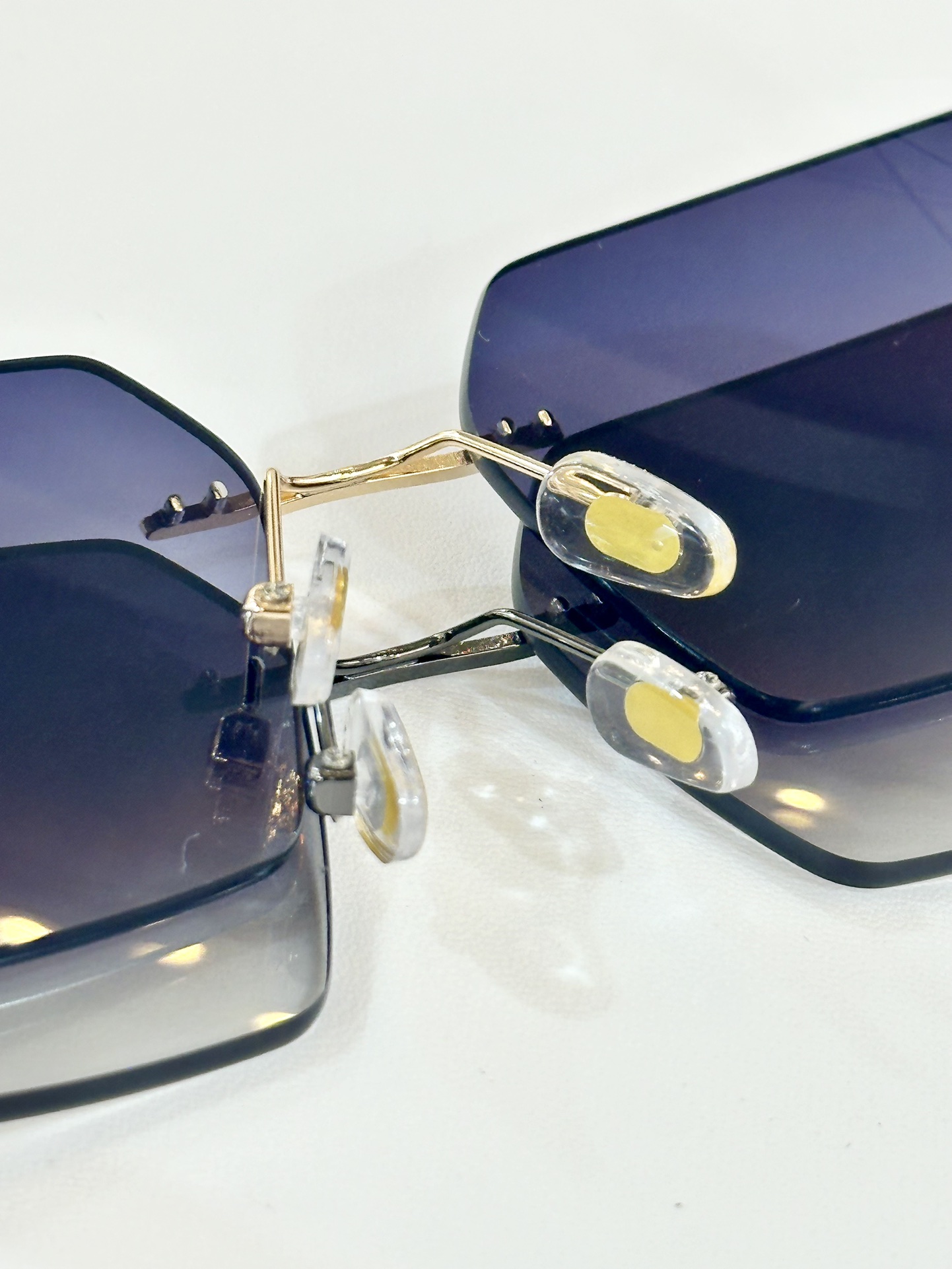  PRADA
MOD：5G170
Size：51口20-150

