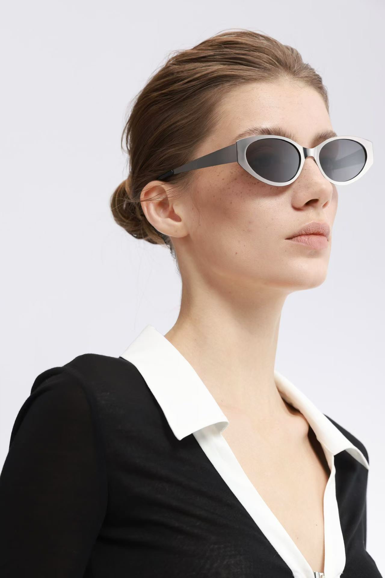  MIU MIU
MOD：SMU A60
Size：56口18-152
