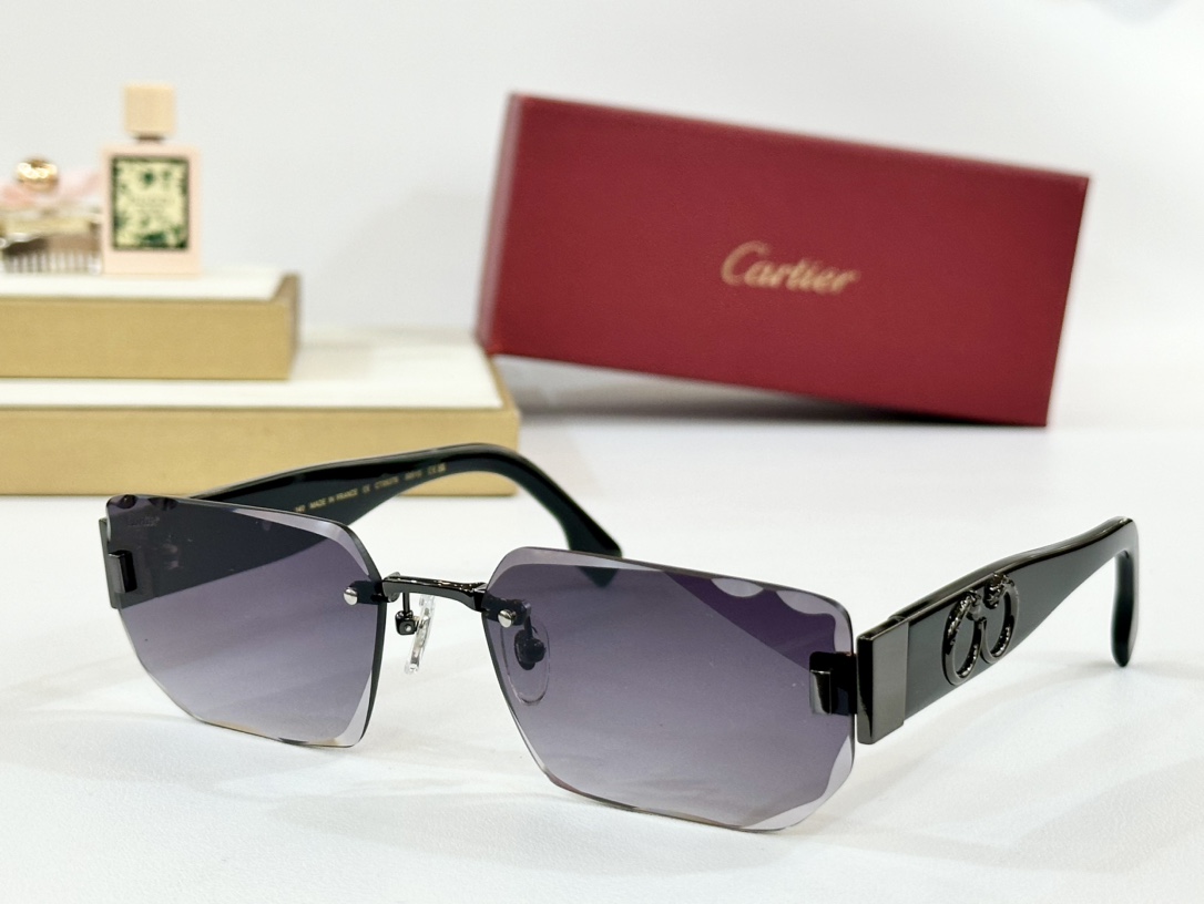  Cartier
MOD：CT0637S
Size：60口19 140
