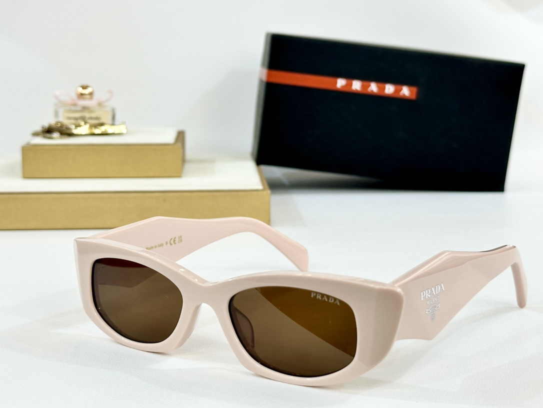  PRADA
MODEL：SPR1792
SIZE：51口19-145
