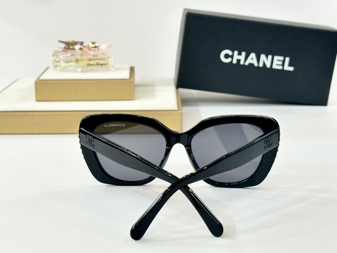  CHANEL
MOD5483-H
Size53口17 140
