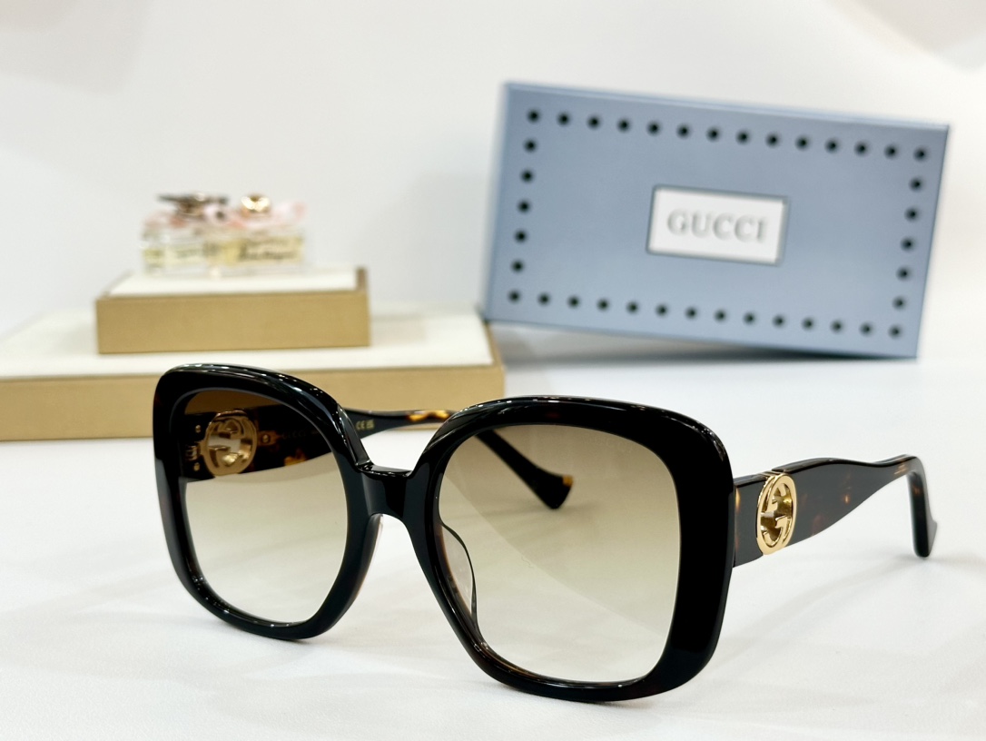  GUCCI
MOD：GG1029S
Size：56口21 142

