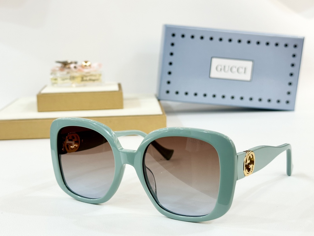  GUCCI
MOD：GG1029S
Size：56口21 142

