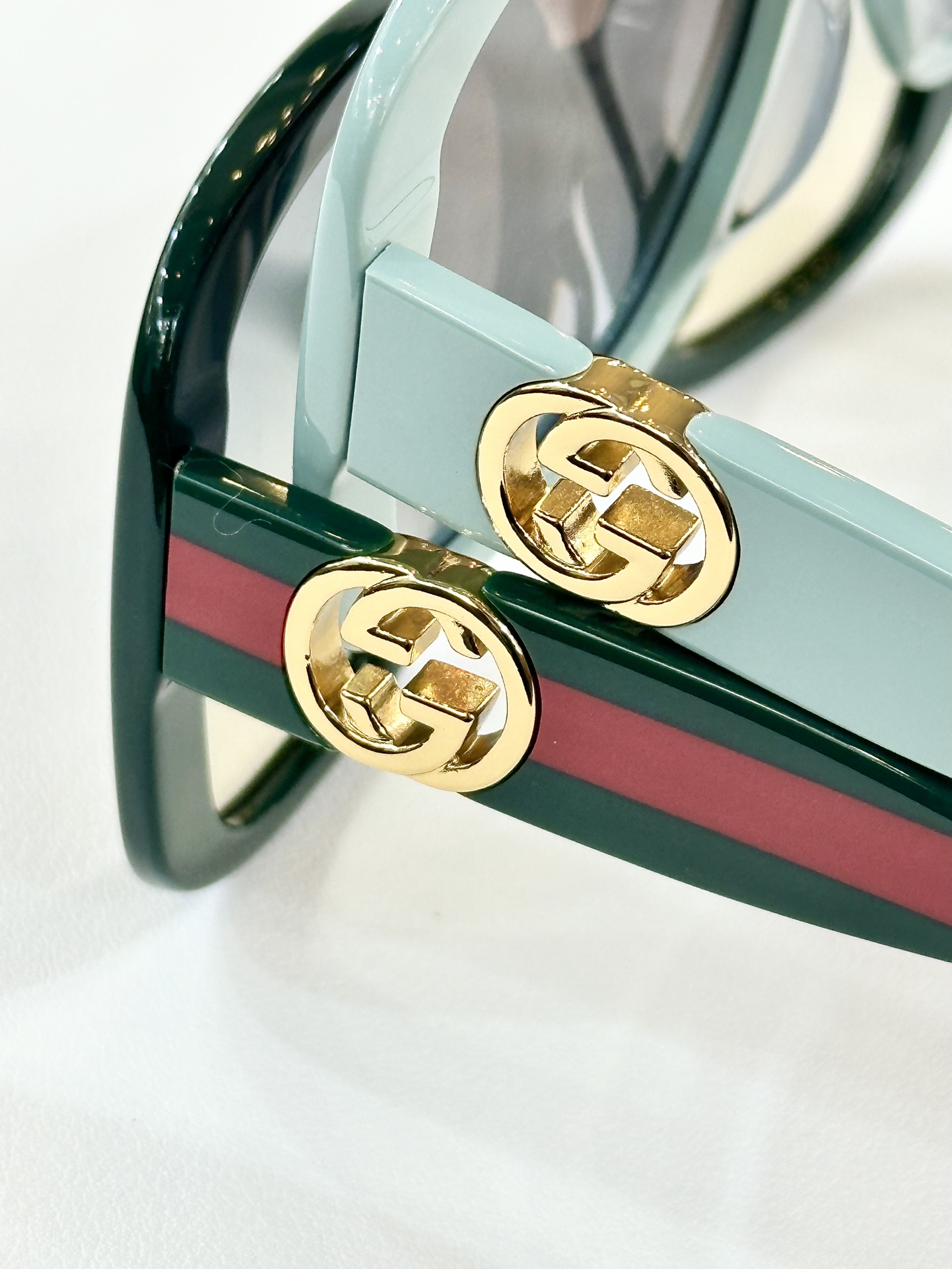  GUCCI
MOD：GG1029S
Size：56口21 142

