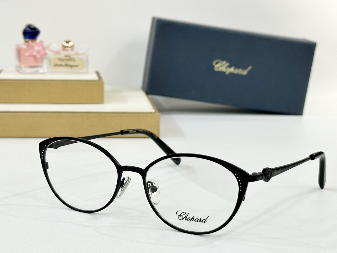  CHOPARD
MOD：VCHF69J
Size：55口17 140

