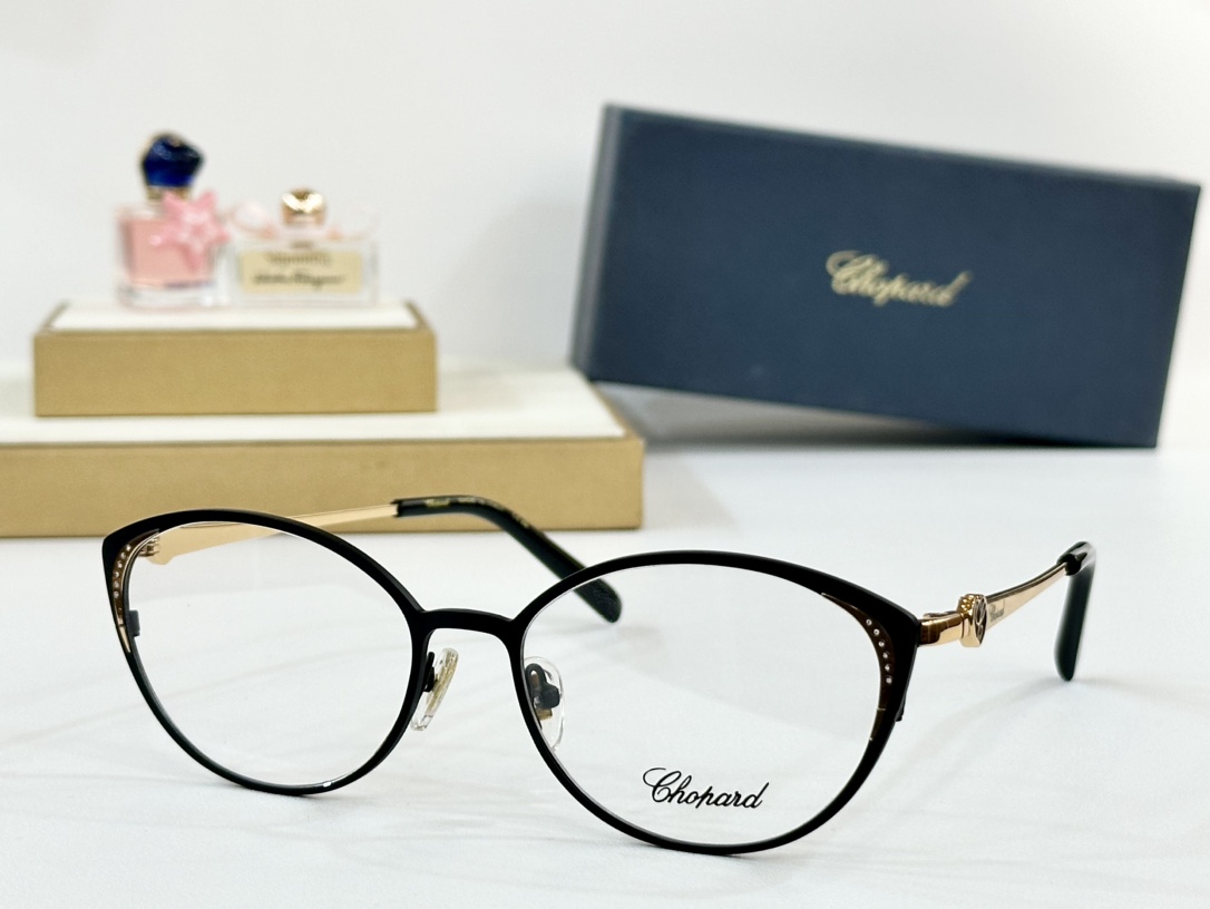  CHOPARD
MOD：VCHF69J
Size：55口17 140
