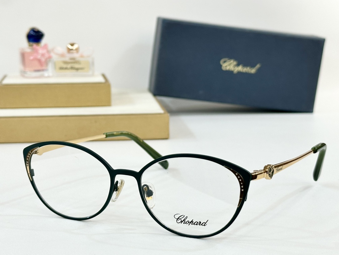  CHOPARD
MOD：VCHF69J
Size：55口17 140
