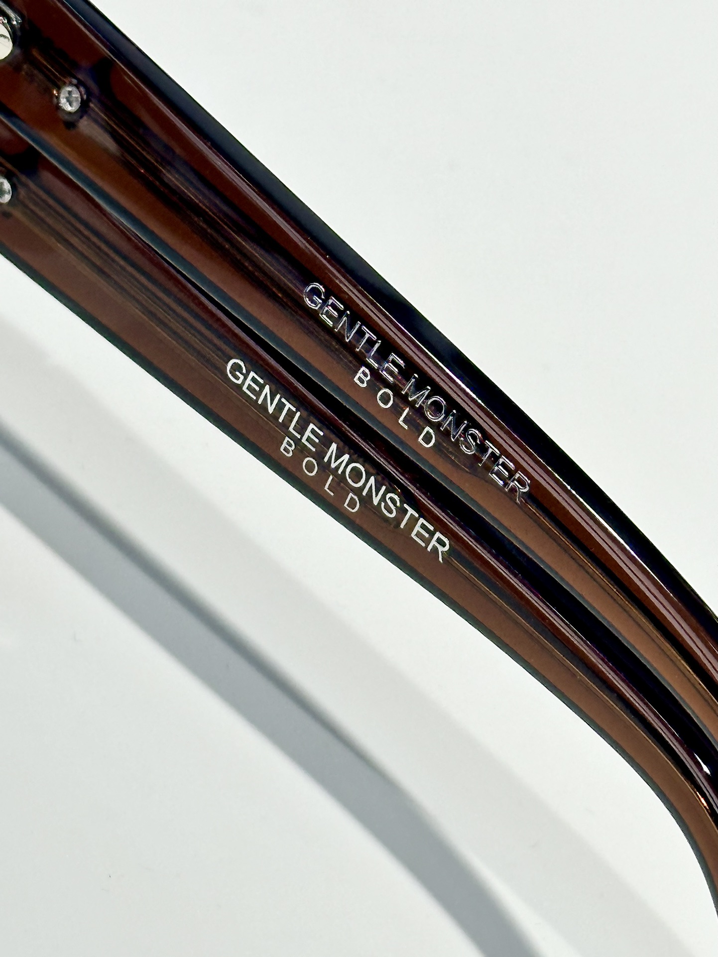  GENTLE MONSTE*
MOD：NOIZER
Size：58口21 135
